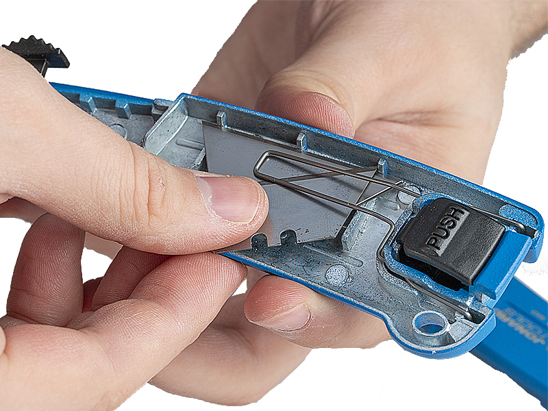 Professioneel handmes (UKN-3)-A